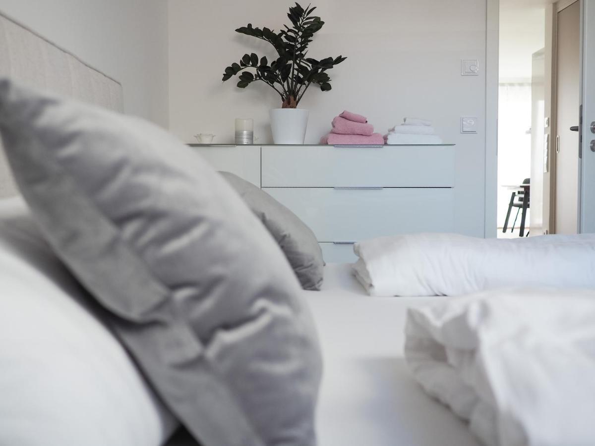 Moderne Ferienwohnung Mit Seeblick & Terrasse 96Qm 그로스래셴 외부 사진
