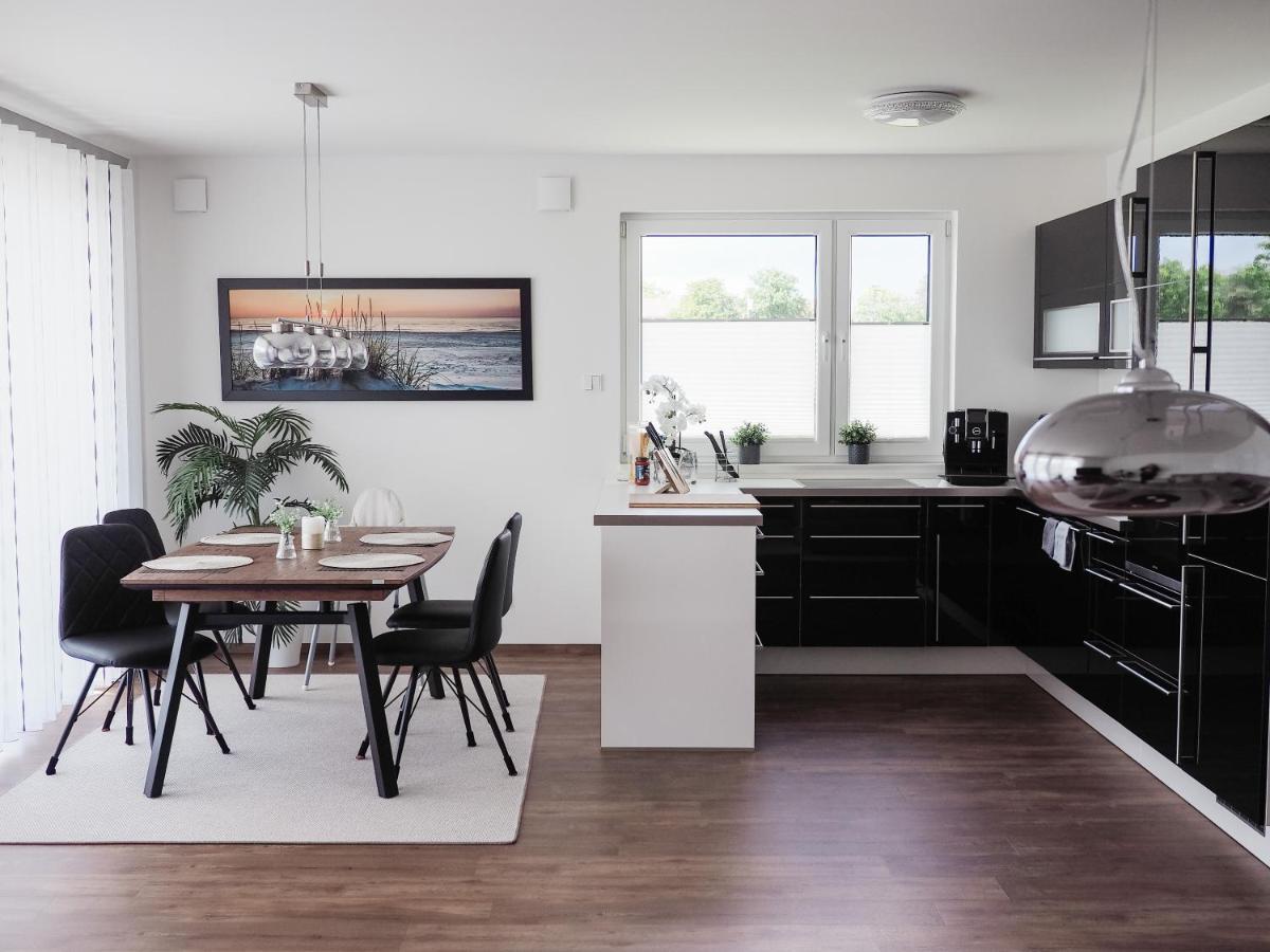 Moderne Ferienwohnung Mit Seeblick & Terrasse 96Qm 그로스래셴 외부 사진