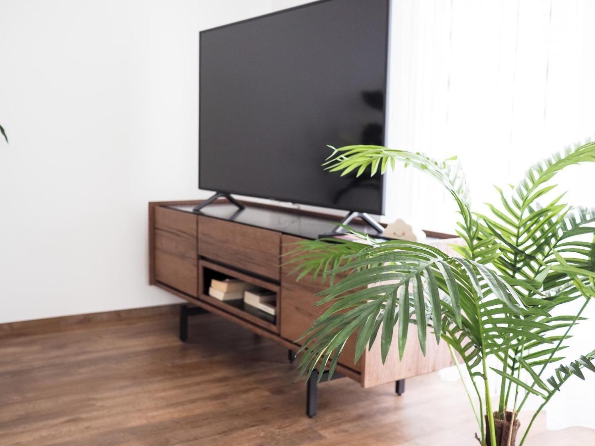 Moderne Ferienwohnung Mit Seeblick & Terrasse 96Qm 그로스래셴 외부 사진